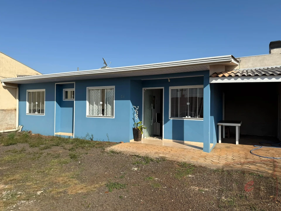 Imagens do imóveis CASA COM TERRENO AMPLO A VENDA NO BODANESE