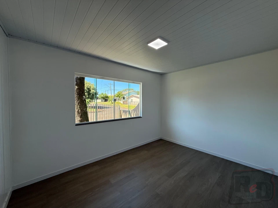Imagens do imóveis CASA À VENDA NA RUA MARECHAL BAIRRO ÁGUA VERDE