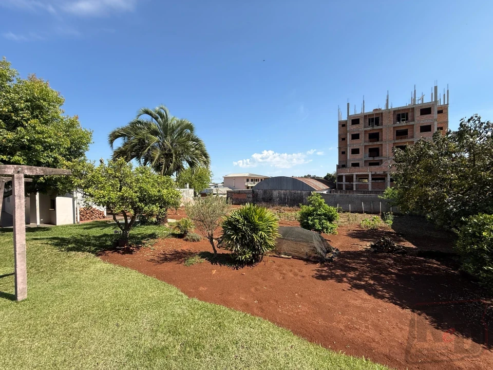 Imagens do imóveis CASA A VENDA NA RUA TIRADENTES