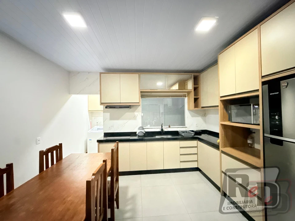 Casa à venda | Móveis sob medida inclusos | Pronta para morar