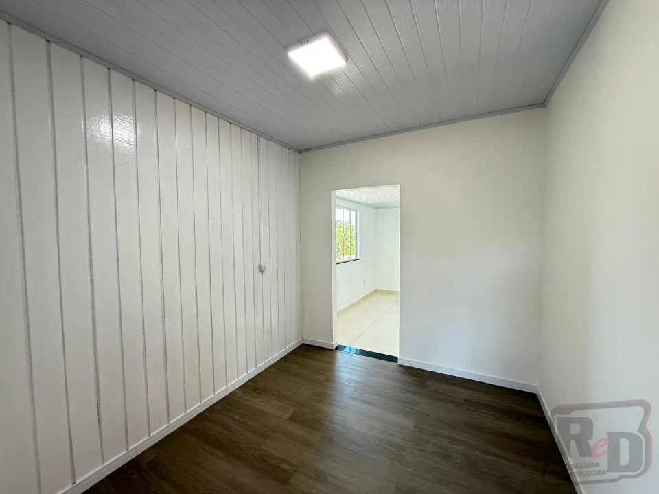 Imagens do imóveis CASA À VENDA NA RUA MARECHAL BAIRRO ÁGUA VERDE