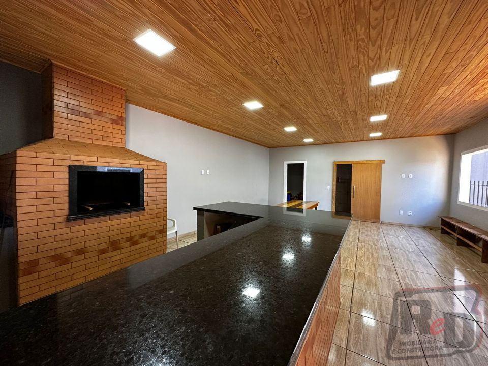 LINDO SOBRADO A VENDA NO CENTRO Imagens do imóveis LINDO SOBRADO A VENDA NO CENTRO