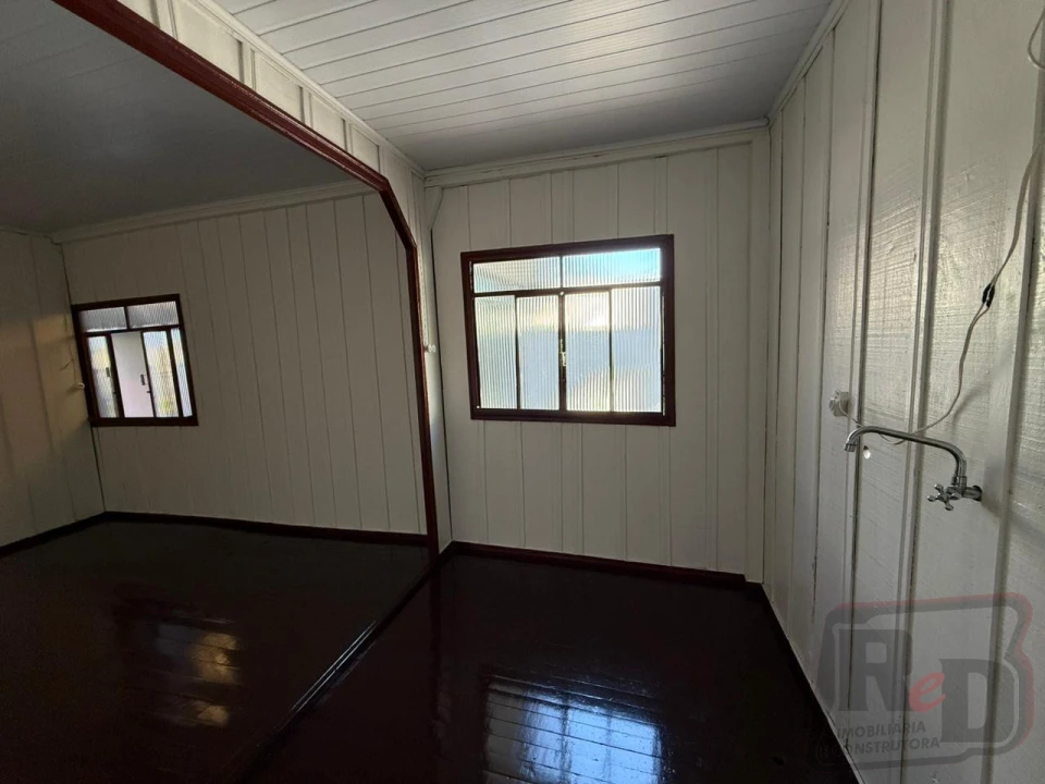 Imagens do imóveis Casa a venda  a 300 metros da rodoviária.