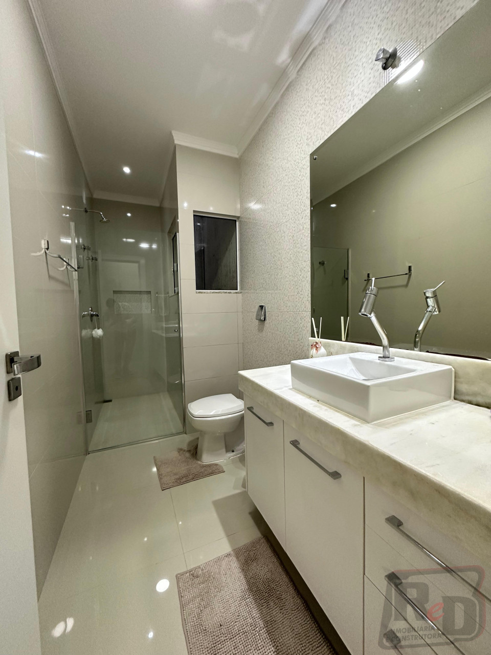 LINDA CASA A VENDA NO MARCHESE Imagens do imóveis LINDA CASA A VENDA NO MARCHESE