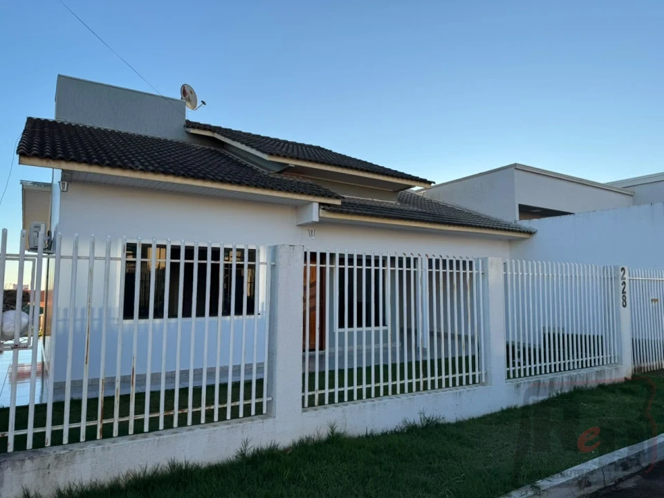 CASA A VENDA NO LOTEAMENTO MARCHESE