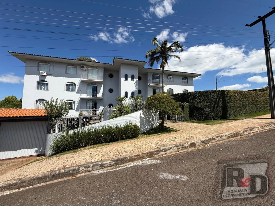 Imóvel raro, fora do padrão, para quem valoriza espaço, conforto e privacidade!