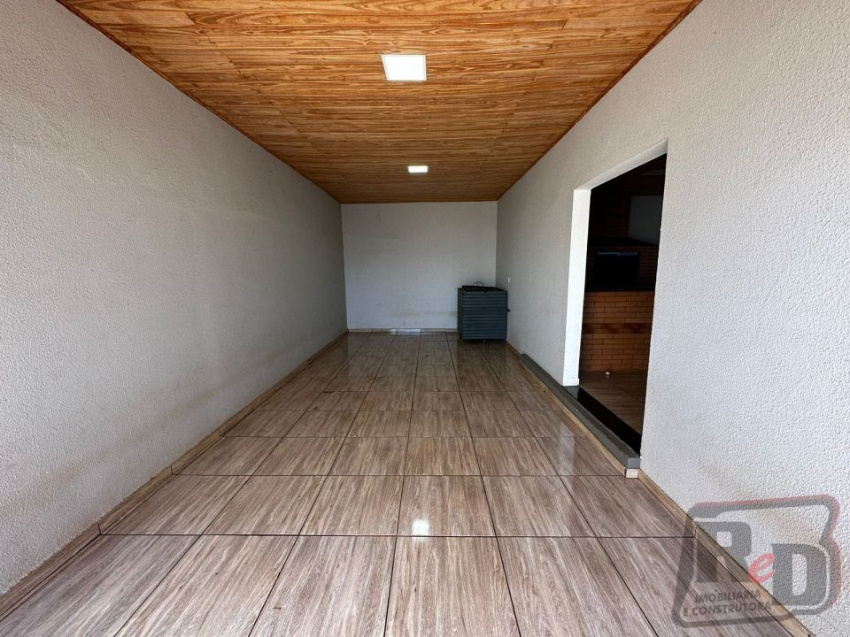 LINDO SOBRADO A VENDA NO CENTRO Imagens do imóveis LINDO SOBRADO A VENDA NO CENTRO