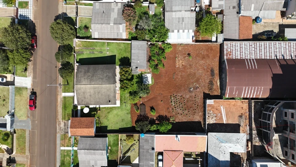 Imagens do imóveis CASA A VENDA NA RUA TIRADENTES