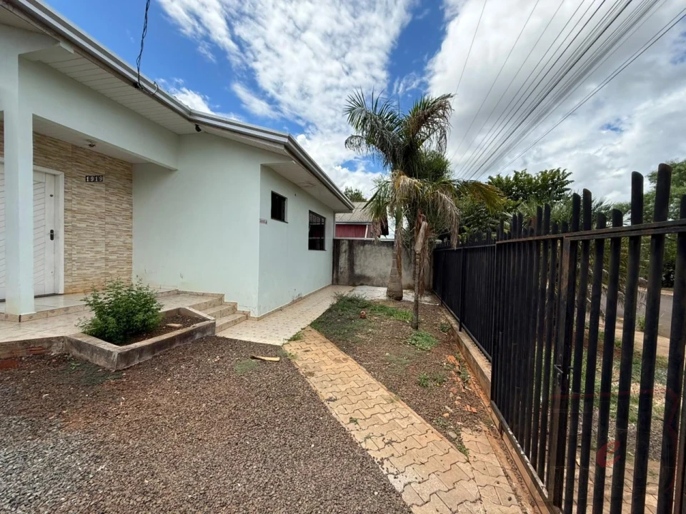 Imagens do imóveis CASA A VENDA NO BAIRRO CRISTO REI