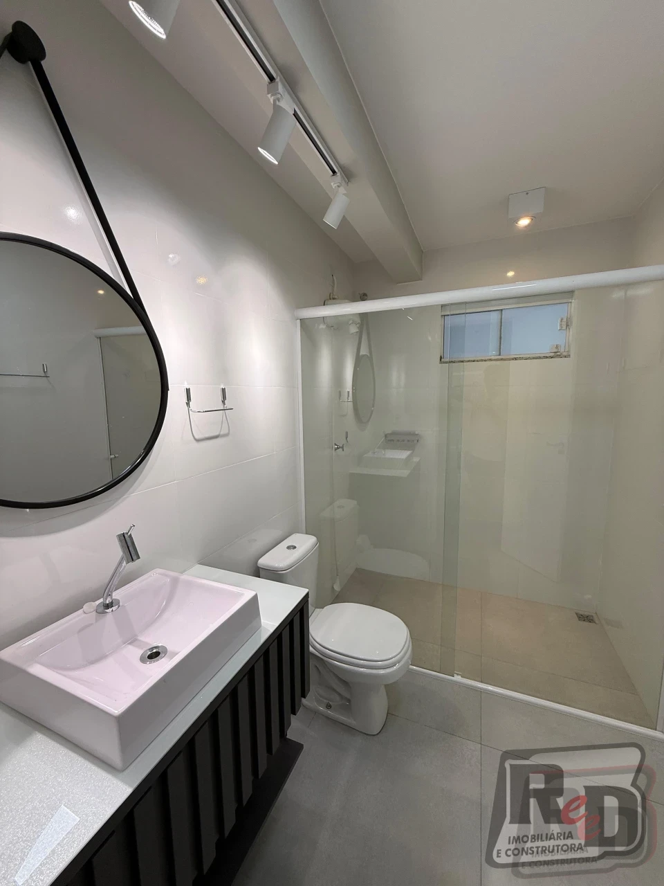 Imóvel raro, fora do padrão, para quem valoriza espaço, conforto e privacidade!