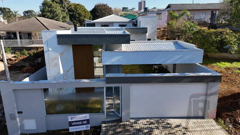 Bem vindo ao Luxo, casa nova a venda no centro! Imagens do imóveis Bem vindo ao Luxo, casa nova a venda no centro!