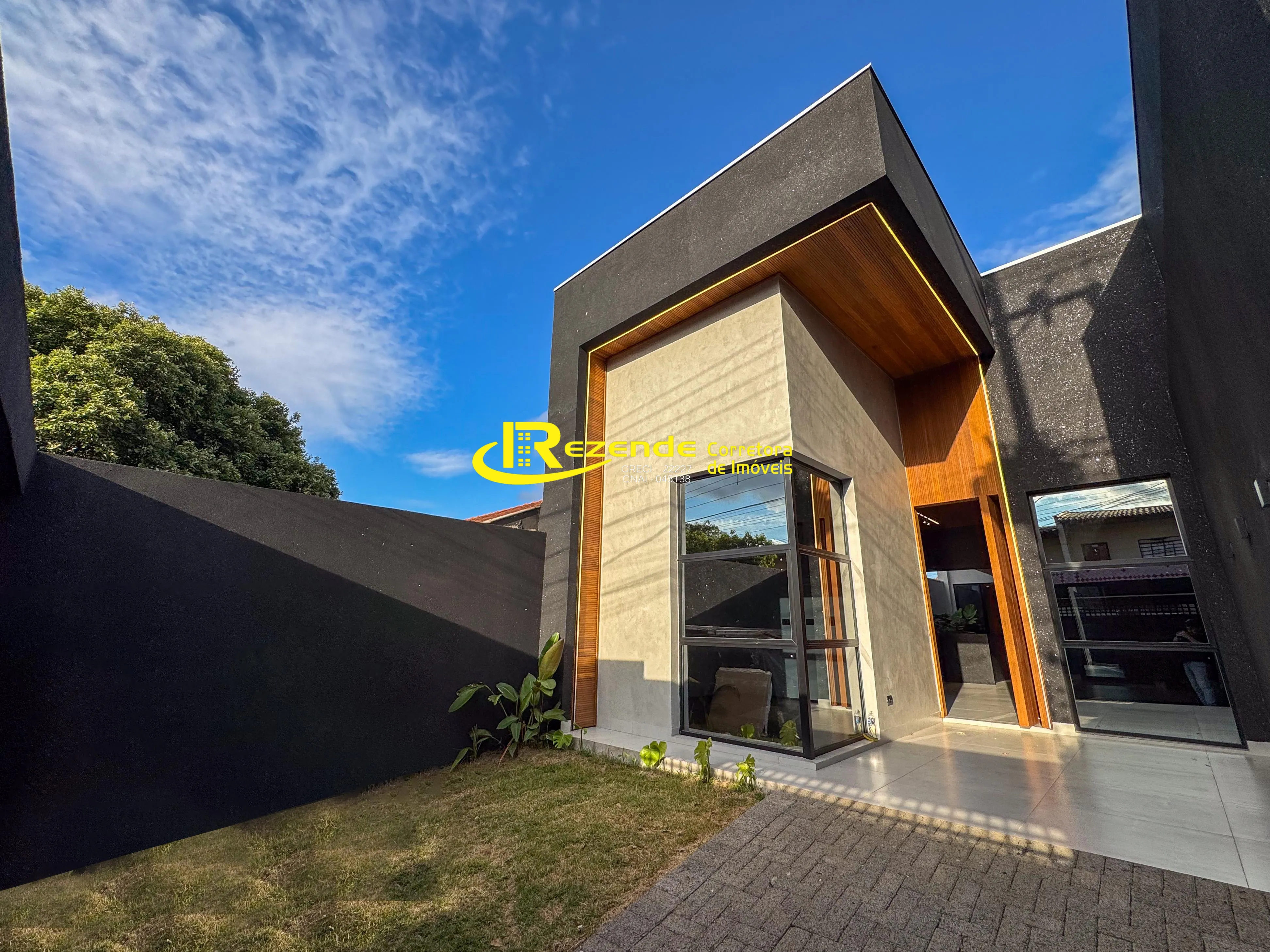 Imagens do imóveis Vende-se geminada alto padrão na zona sul