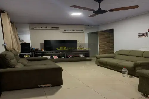 SOBRADO COM ÁREA DE LAZER NO PISO SUPERIOR