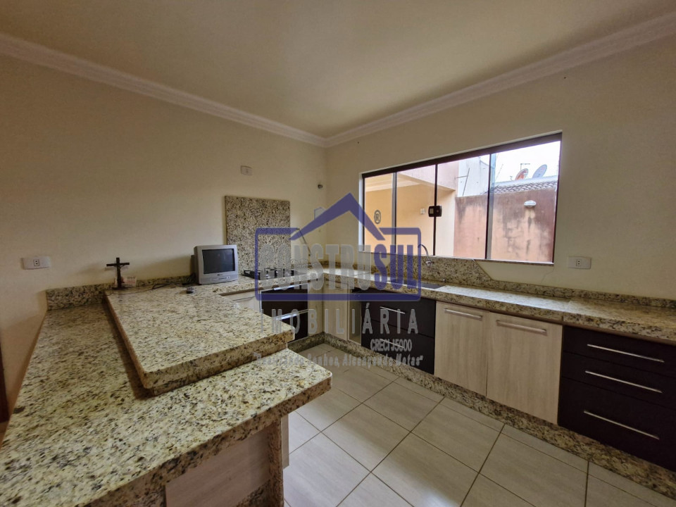 CASA PARA VENDA 2 QUARTOS, 1 SUÍTE, 2 WC'S, 2 VAGAS DE GARAGEM, 252 M²,  ARAPONGAS - PR Imagens do imóveis CASA PARA VENDA 2 QUARTOS, 1 SUÍTE, 2 WC'S, 2 VAGAS DE GARAGEM, 252 M²,  ARAPONGAS - PR