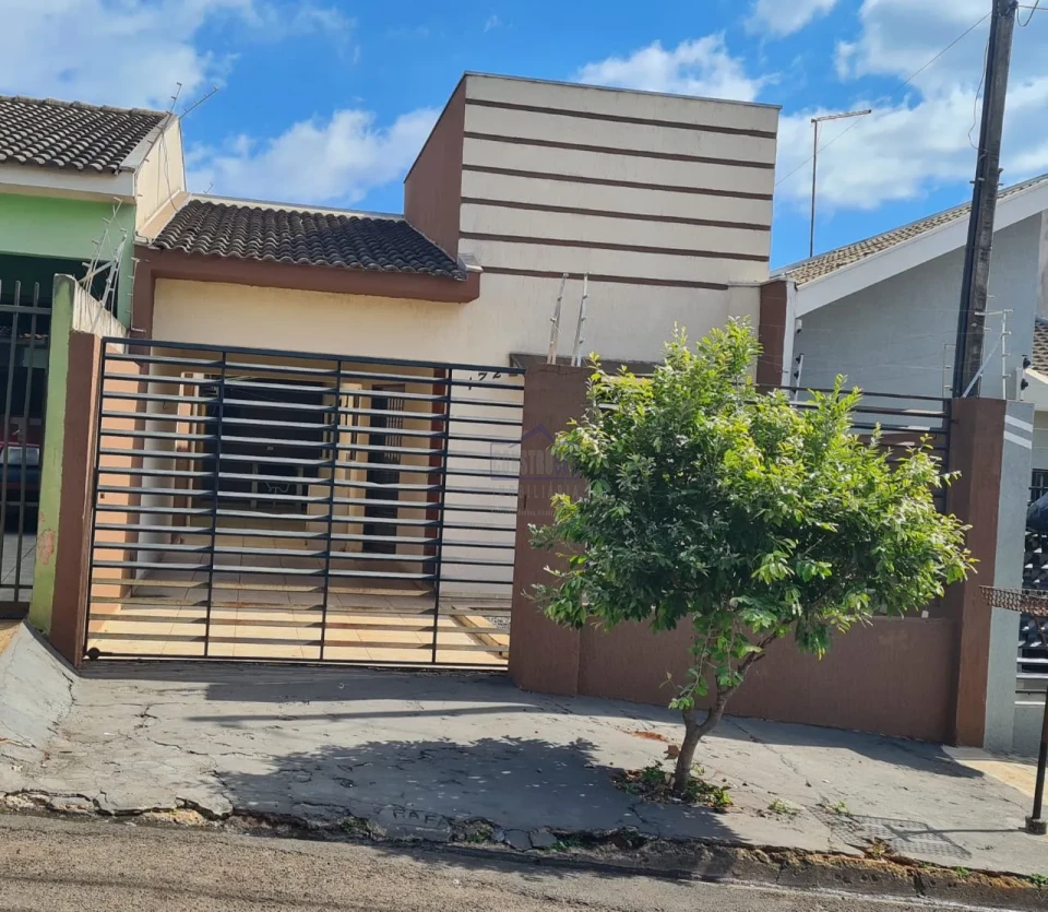 Imagens do imóveis CASA PARA VENDA  ARAPONGAS - PR