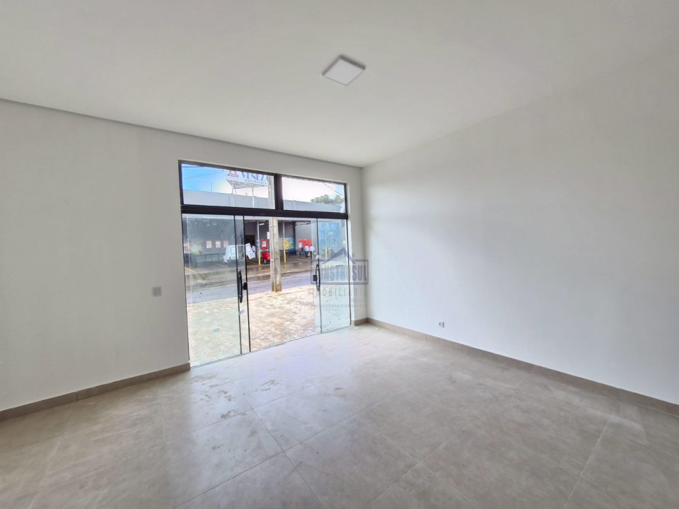 Imagens do imóveis SALA COMERCIAL PARA LOCAÇÃO 1 WC'S, 45M², ARAPONGAS - PR