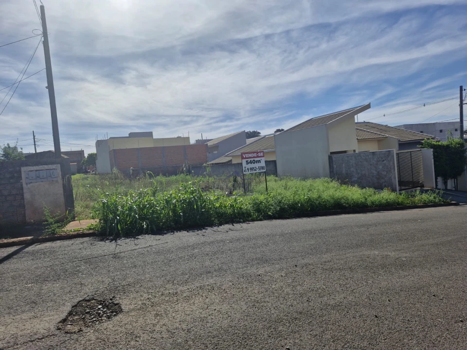 Imagens do imóveis Terreno à venda, Arapongas, PR