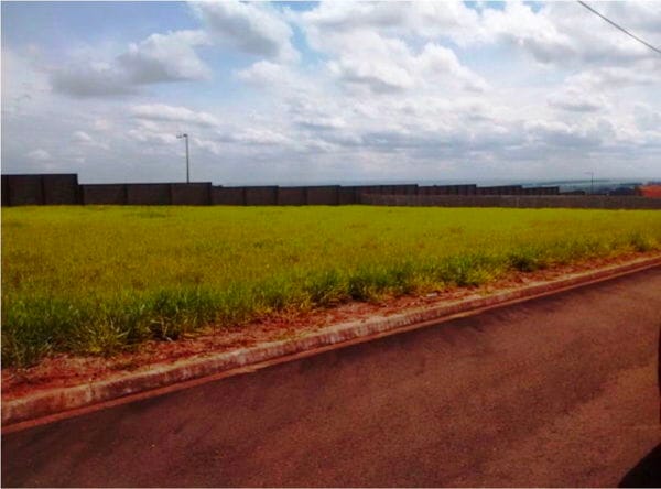 Imagens do imóveis Terreno à venda 2500M², Parque Industrial V, Arapongas - PR