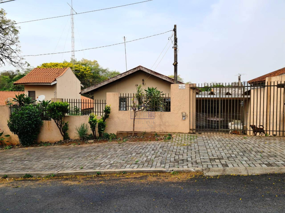 Imagens do imóveis CASA PARA VENDA 3 QUARTOS, 1 WC'S, 1 VAGA DE GARAGEM, 350 M², ARAPONGAS - PR