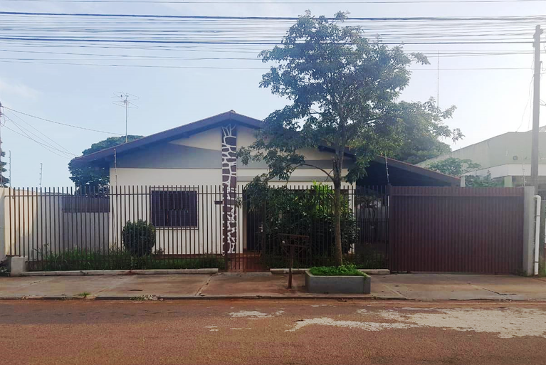 Imagens do imóveis Casa à venda 3 Quartos, 1 Vaga, 390M², Arapongas - PR