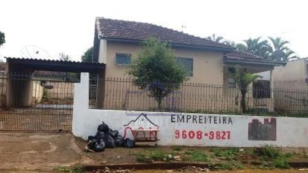 Imagens do imóveis Casa à venda 3 Quartos, 504M², Arapongas - PR