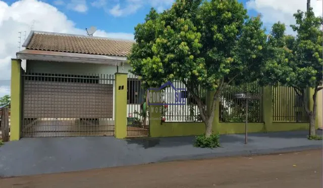 Casa à venda 3 Quartos, 2 Vagas, 275M², Arapongas - PR
