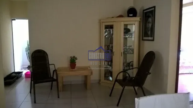 Imagens do imóveis SOBRADO PARA VENDA ARAPONGAS - PR