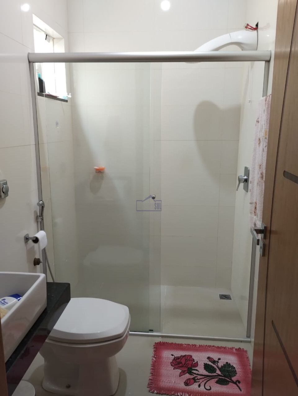 Imagens do imóveis Casa à venda 3 Quartos, 1 Suite, 2 Vagas, 275M², Arapongas - PR