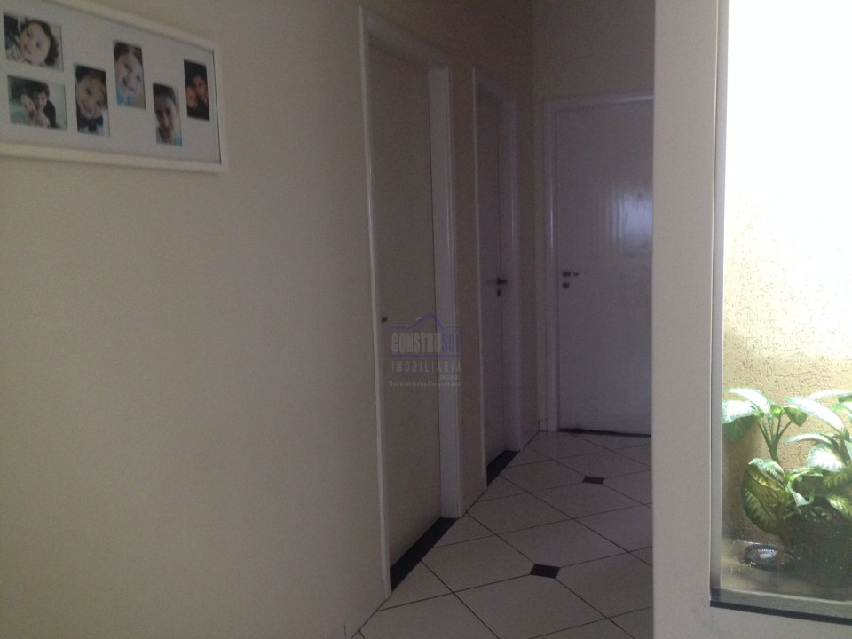 Imagens do imóveis Casa à venda 3 Quartos, 1 Suite, 2 Vagas, 300M², Arapongas - PR