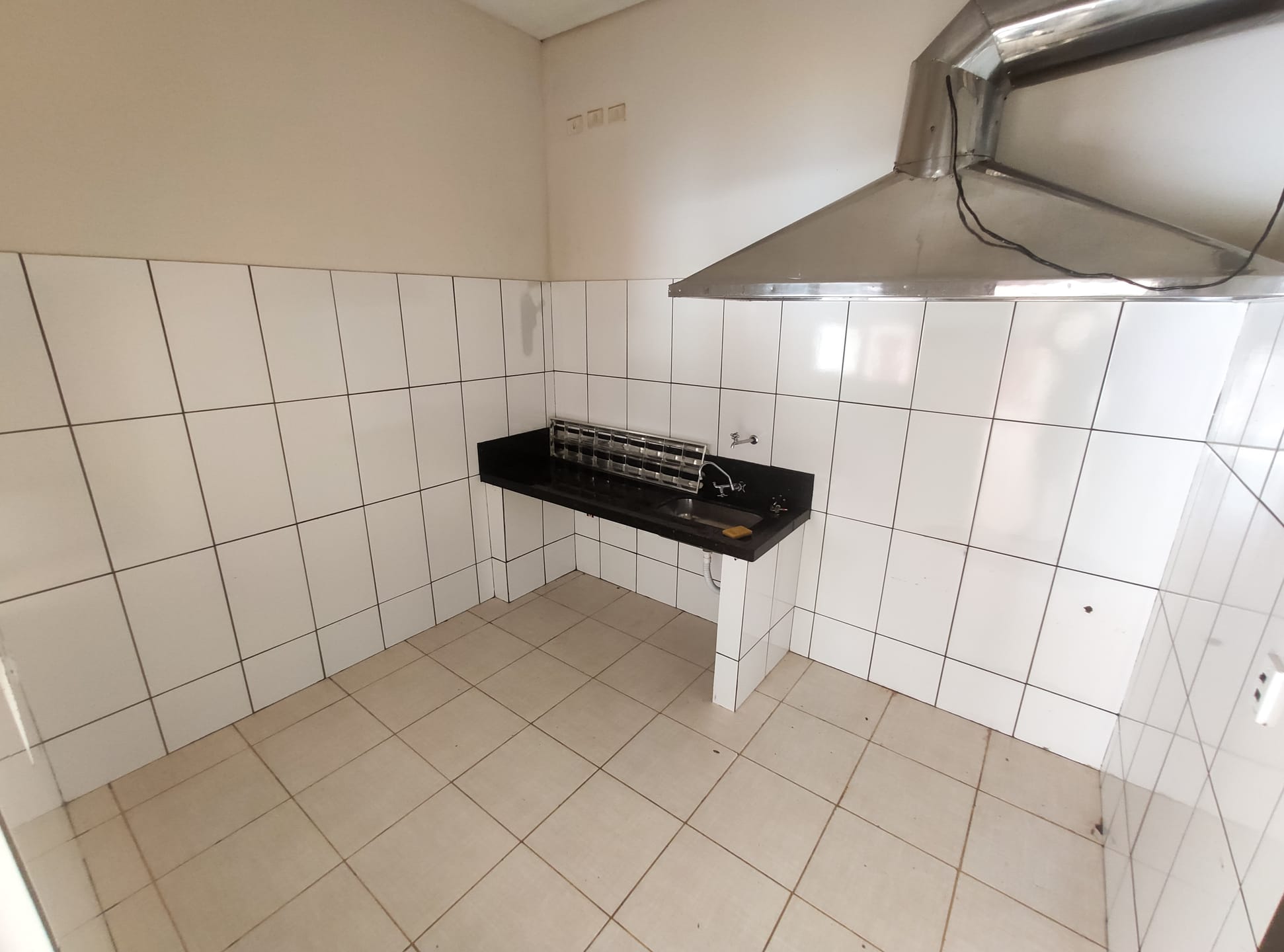 Imagens do imóveis Comercial para Locação 75M², Arapongas - PR