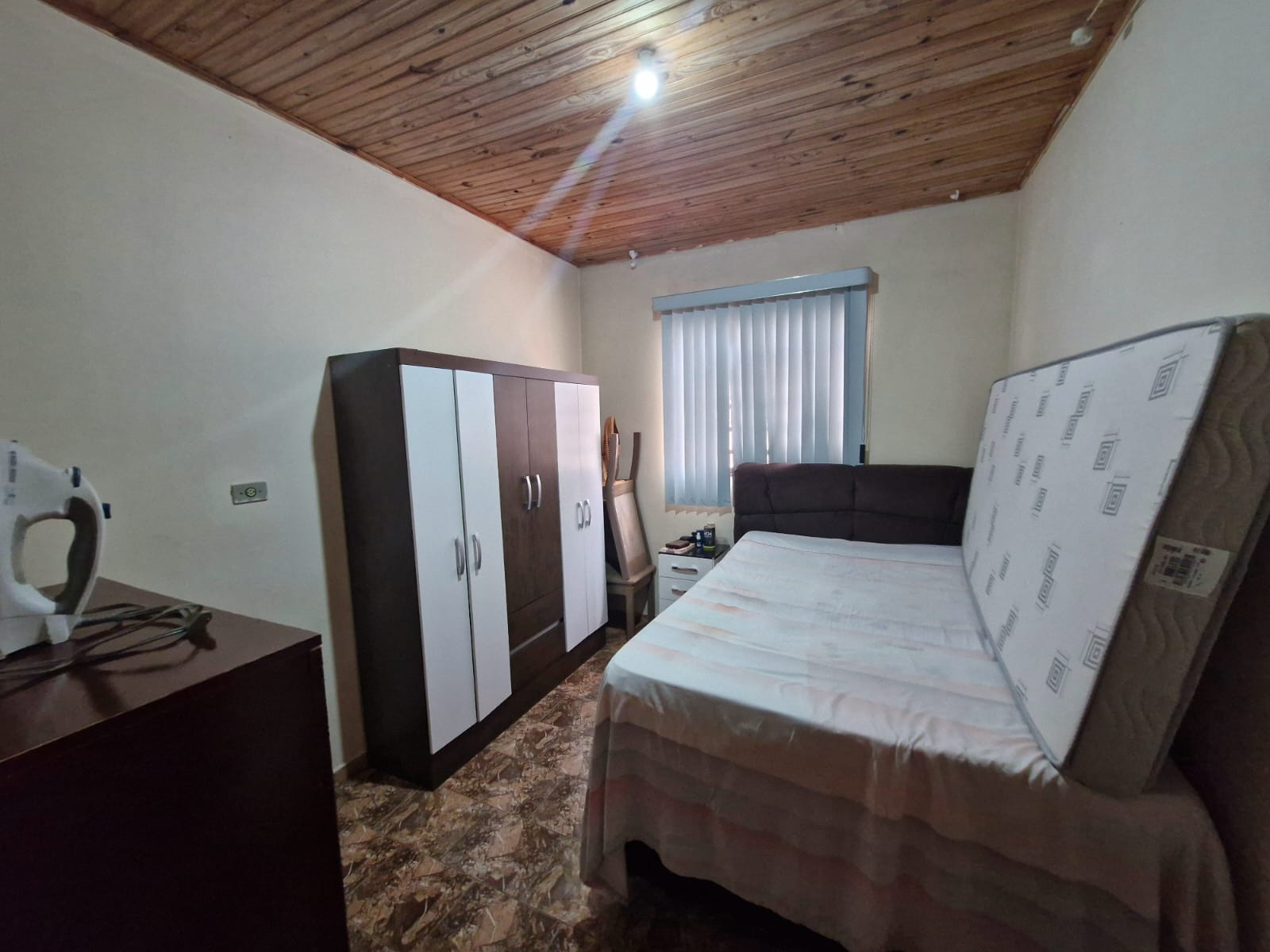 Imagens do imóveis CASA PARA VENDA 2 QUARTOS, 2 SALAS, 1 WC'S, 2 VAGAS DE GARAGEM, 330 M²,  ARAPONGAS - PR
