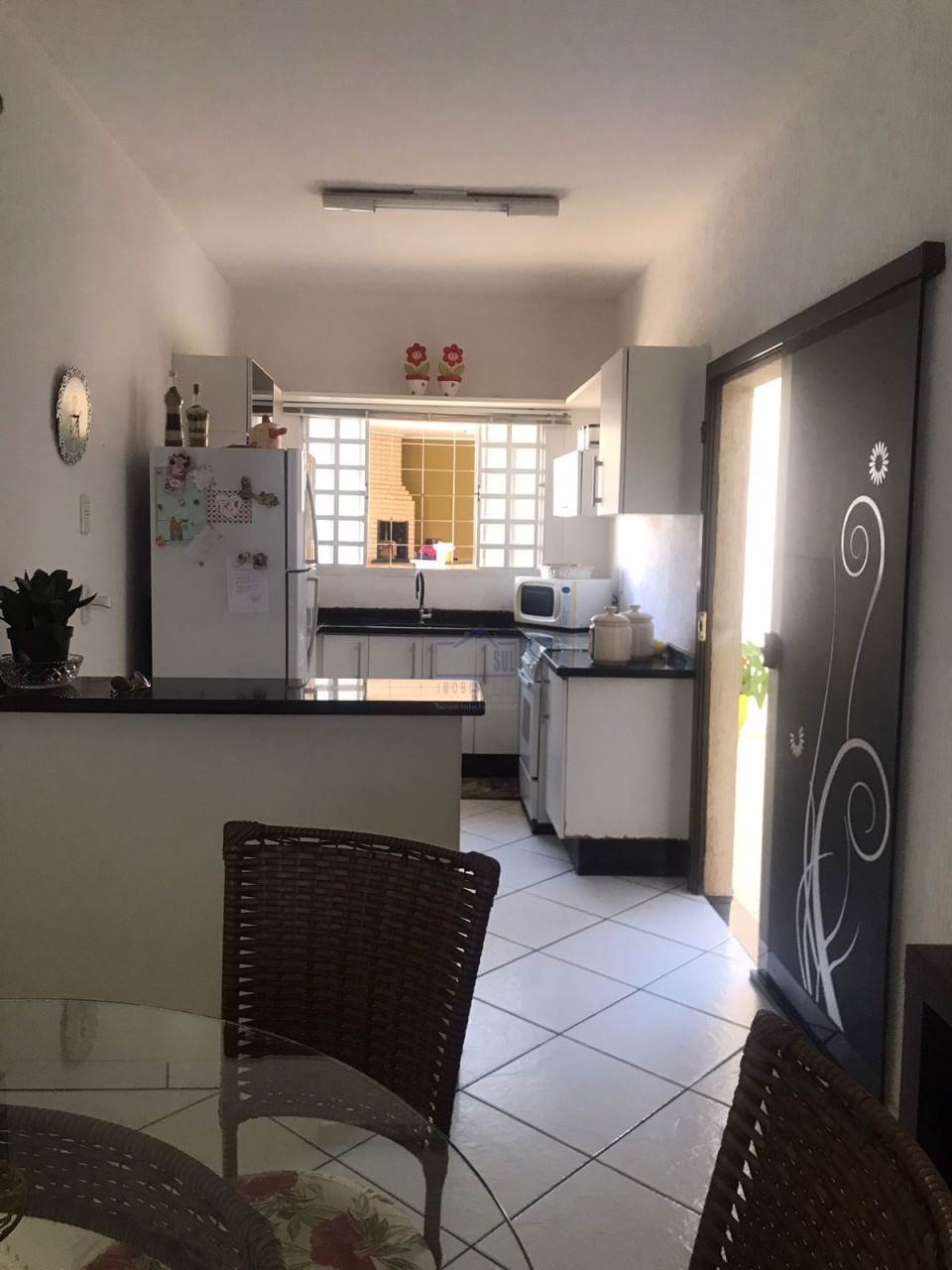 Imagens do imóveis Casa à venda 3 Quartos, 1 Suite, 2 Vagas, 300M², Arapongas - PR