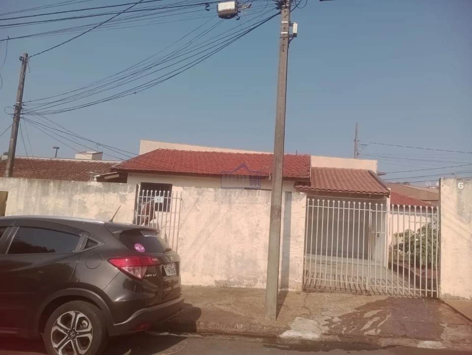 Imagens do imóveis CASA A VENDA ARAPONGAS PR