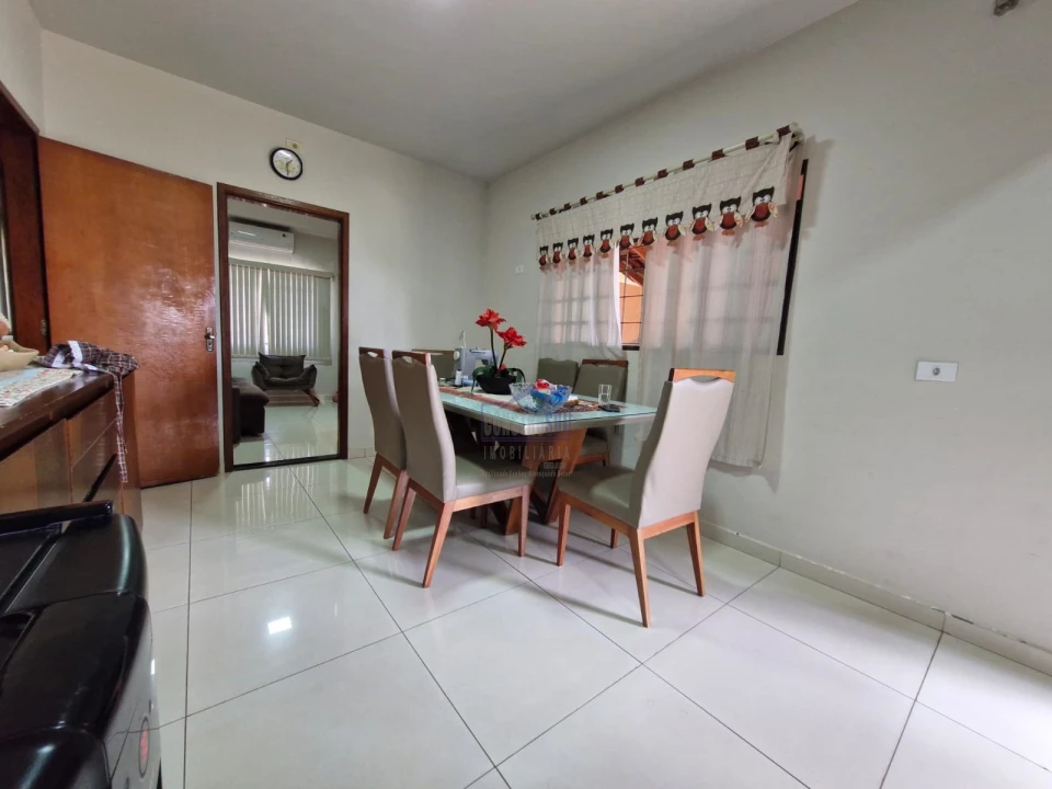Imagens do imóveis CASA PARA VENDA  ARAPONGAS - PR