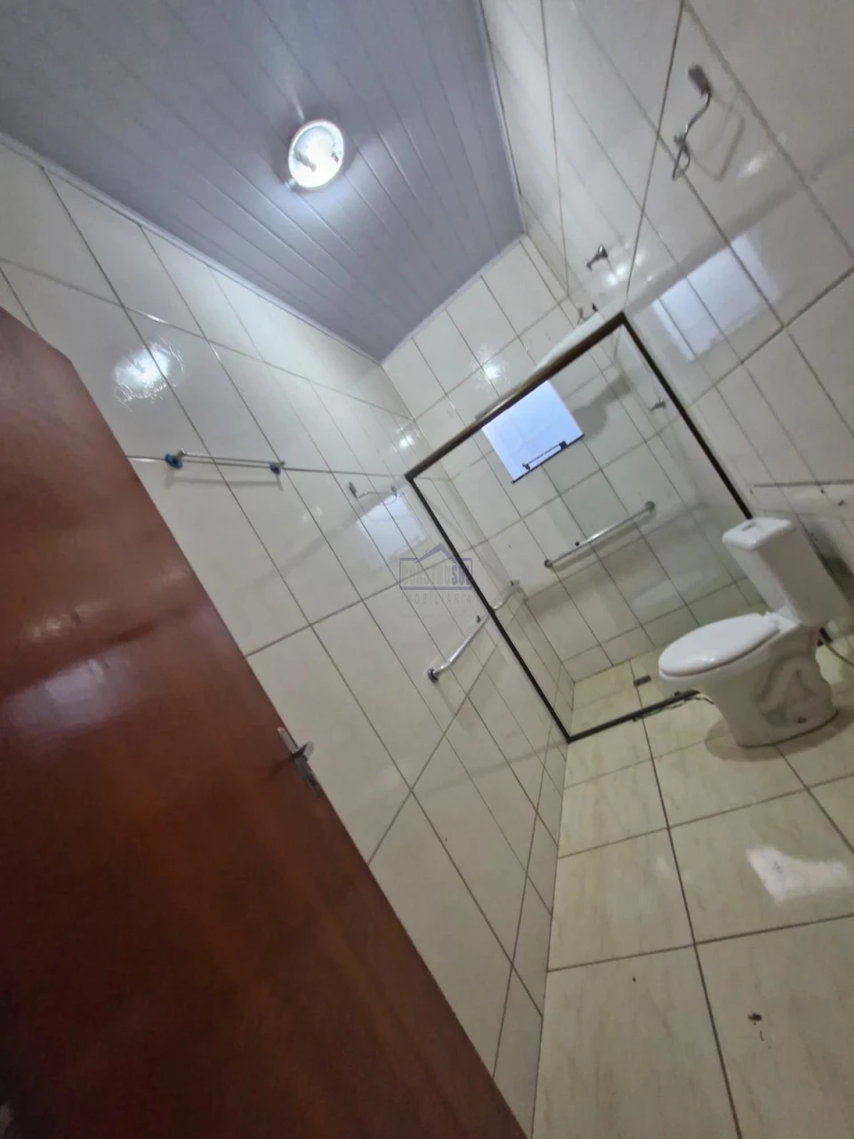 Imagens do imóveis CASA PARA LOCAÇÃO ARAPONGAS - PR