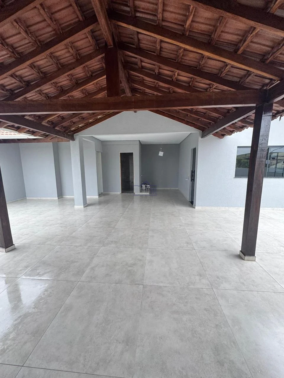 Imagens do imóveis SOBRADO PARA VENDA ARAPONGAS - PR