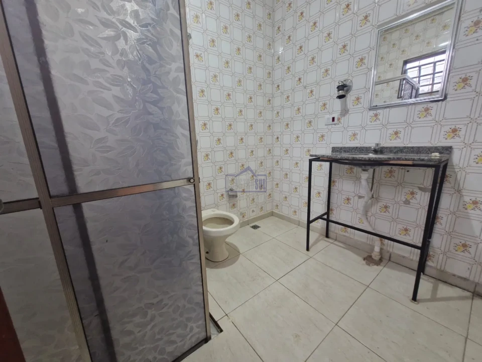 Imagens do imóveis CASA PARA LOCAÇÃO ARAPONGAS - PR
