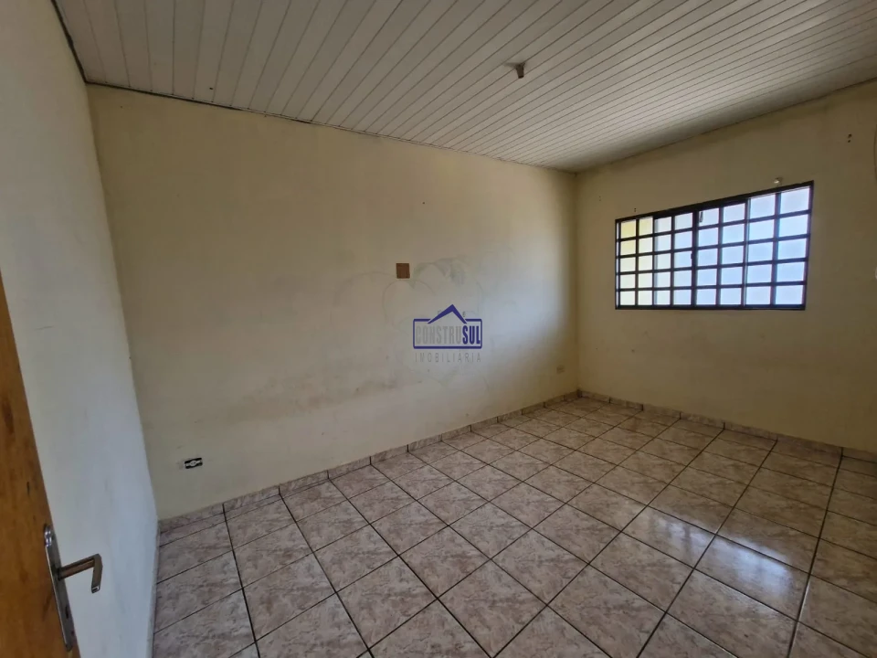 CASA PARA VENDA 2 QUARTOS, 2 SALAS, 1 WC'S, 2 VAGAS DE GARAGEM, 330 M²,  ARAPONGAS - PR