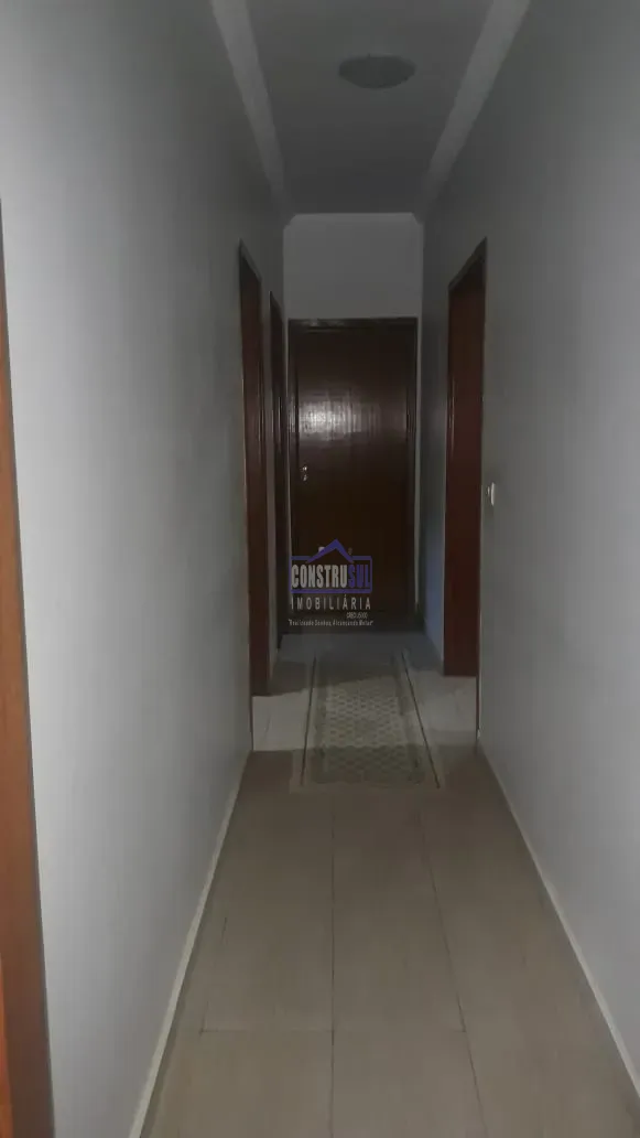 Casa à venda 2 Quartos, 1 Suite, 1 Vaga, 275M², Arapongas - PR