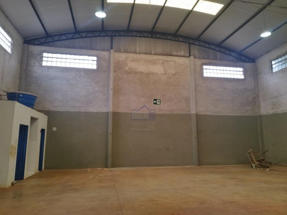 Imagens do imóveis Barracão para locação, Arapongas, PR