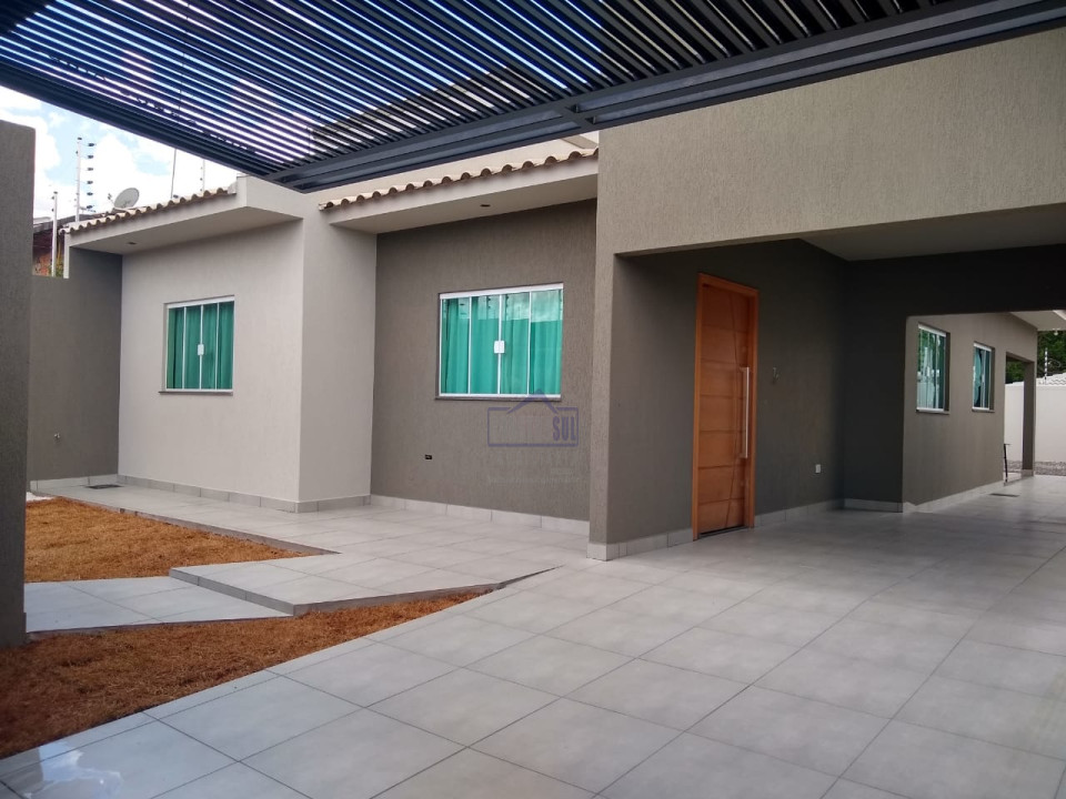 Imagens do imóveis Casa à venda 3 Quartos, 1 Suite, 2 Vagas, 275M², Arapongas - PR