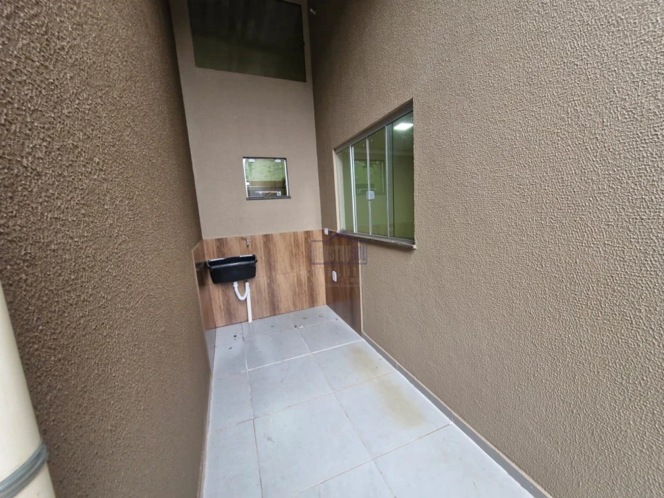 Imagens do imóveis CASA PARA LOCAÇÃO ARAPONGAS - PR