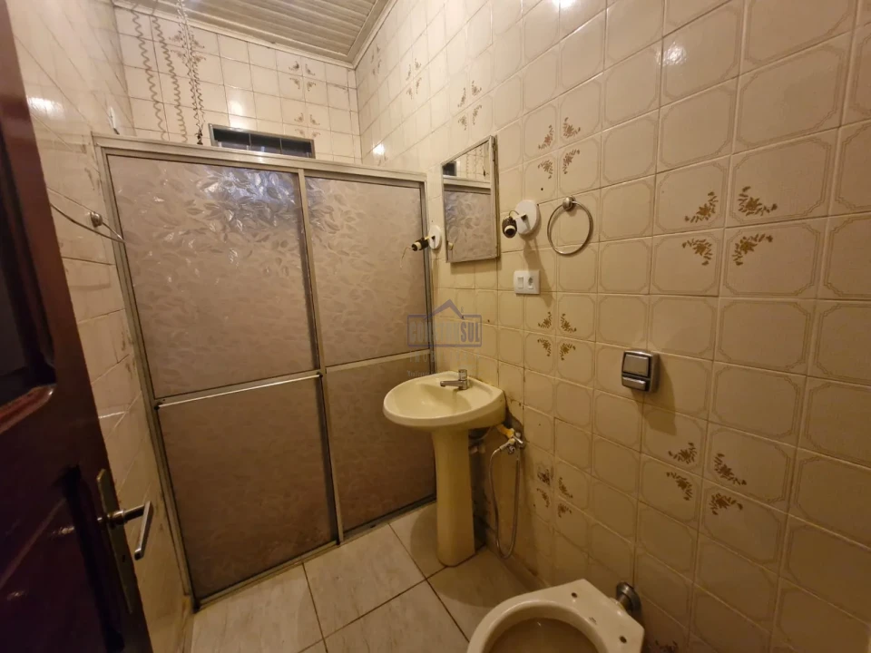 Imagens do imóveis CASA PARA LOCAÇÃO ARAPONGAS - PR