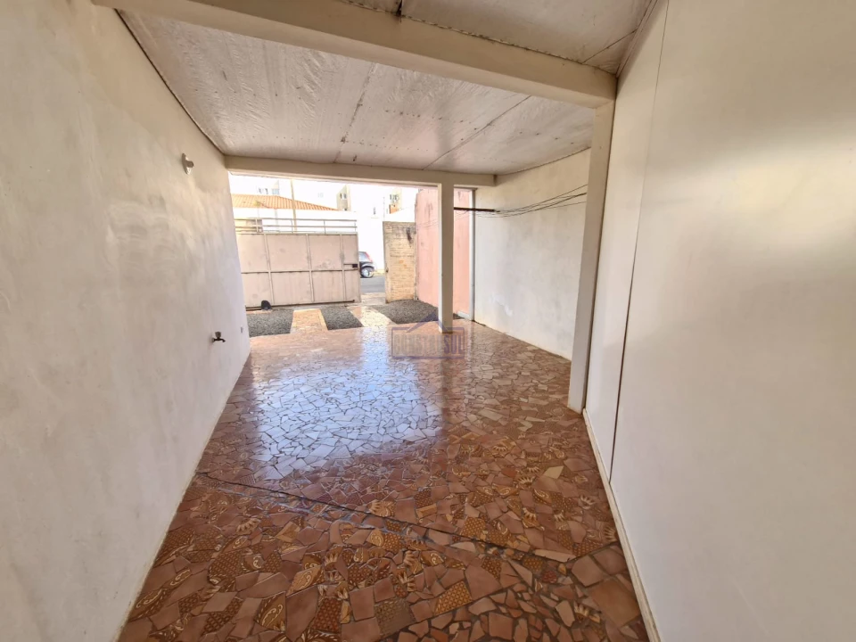 Imagens do imóveis CASA PARA LOCAÇÃO ARAPONGAS - PR