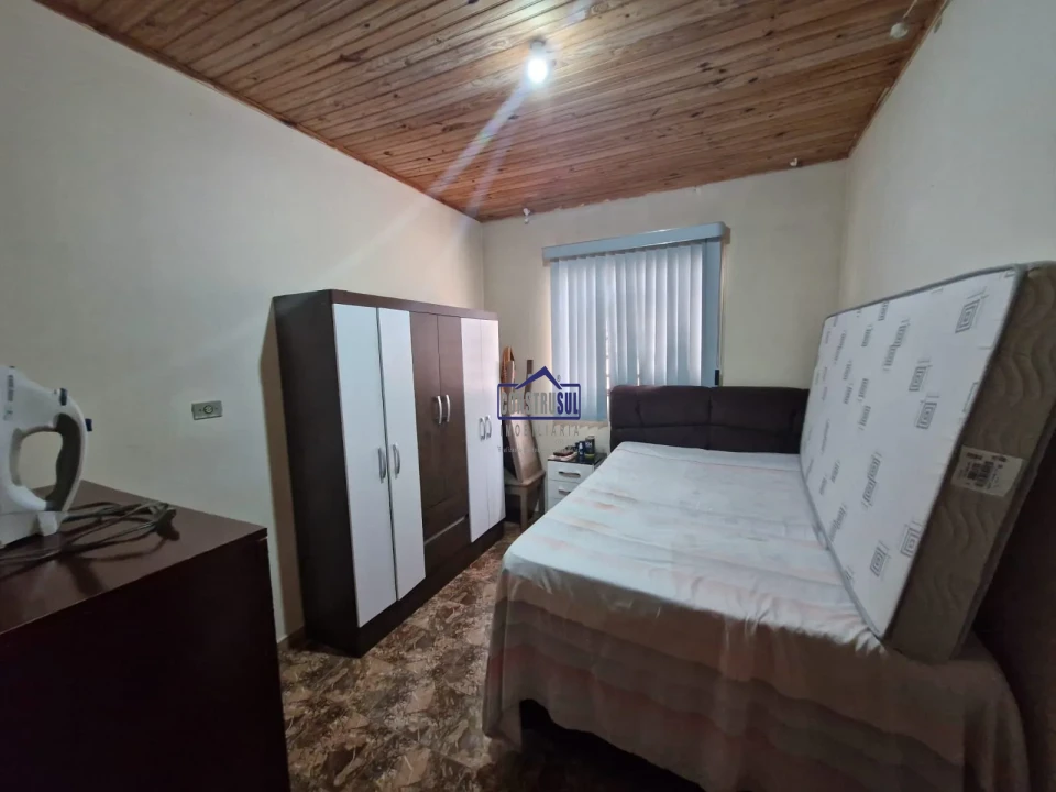 CASA PARA VENDA 2 QUARTOS, 2 SALAS, 1 WC'S, 2 VAGAS DE GARAGEM, 330 M²,  ARAPONGAS - PR