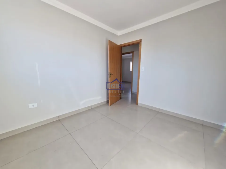 Imagens do imóveis SOBRADO PARA VENDA ARAPONGAS - PR