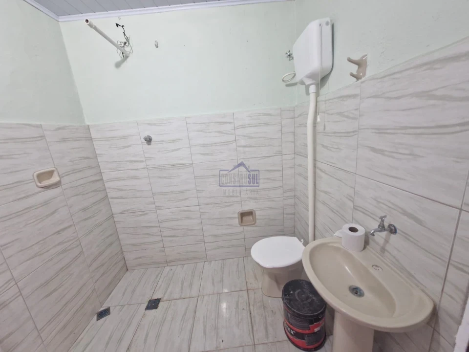 Imagens do imóveis CASA PARA LOCAÇÃO ARAPONGAS - PR