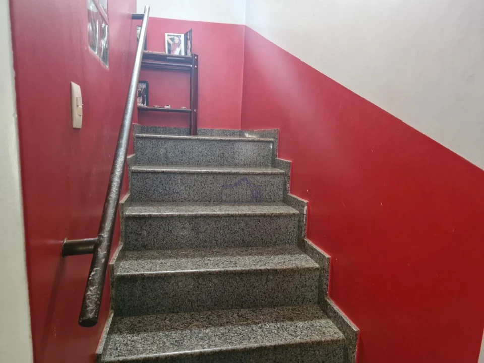 Imagens do imóveis SOBRADO PARA LOCAÇÃO  ARAPONGAS - PR