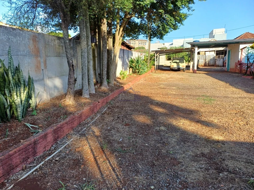 Imagens do imóveis Terreno à venda, Arapongas, PR