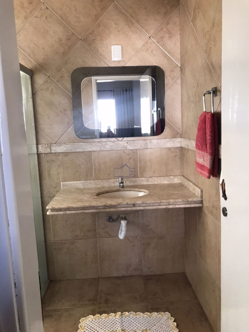 Imagens do imóveis Casa à venda 3 Quartos, 1 Suite, 2 Vagas, 300M², Arapongas - PR